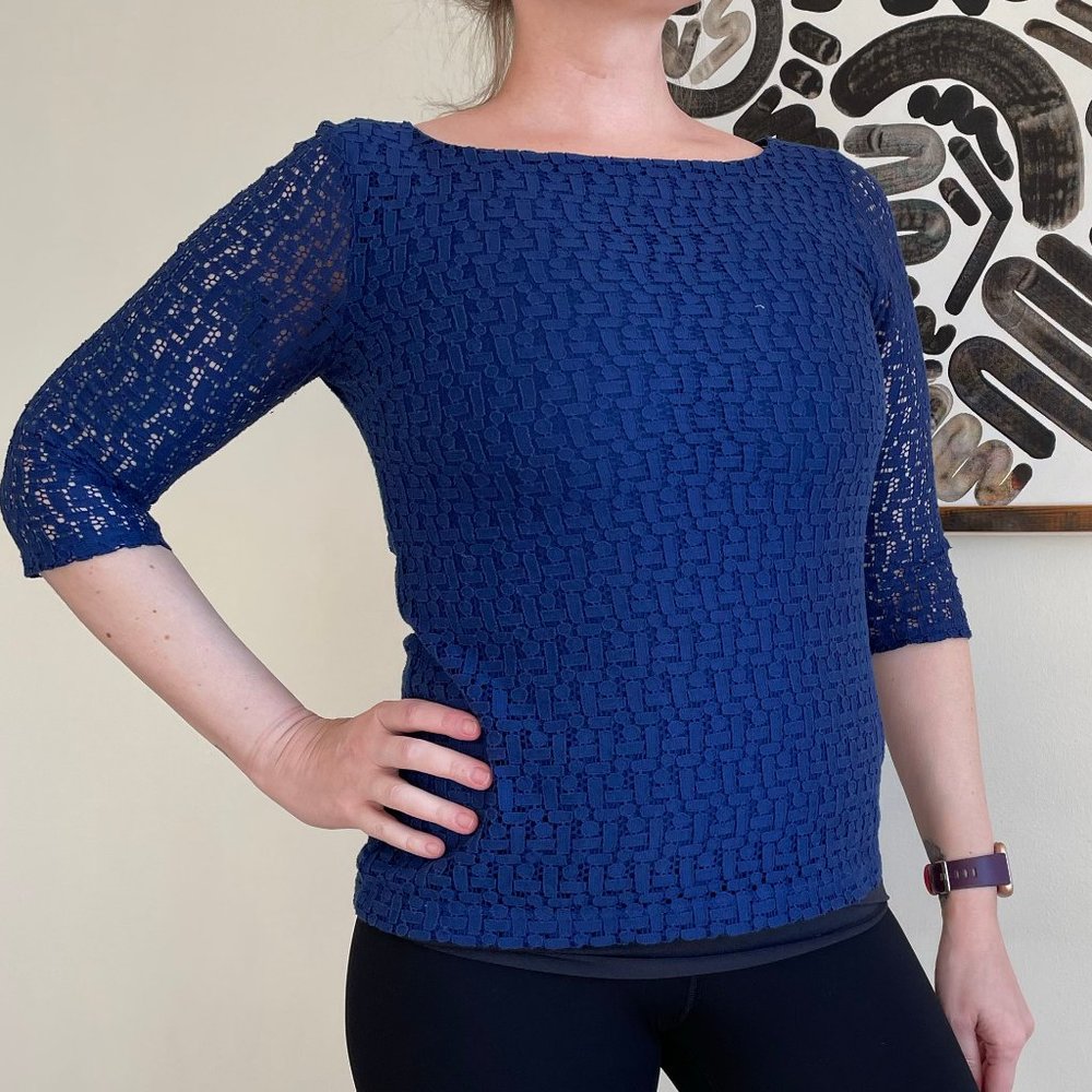 Banana Republic Blue Lace Top Size Small